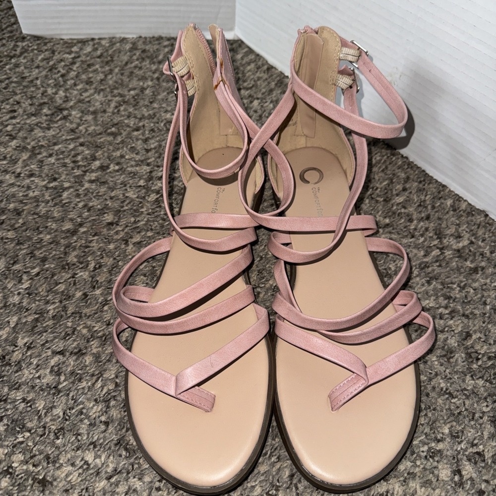 Women's Pink Comfort Zone Ring Toe Sandals With Zip Up Back